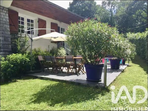 Maison à vendre 10 pièces 275 m² Bagnères-de-Bigorre