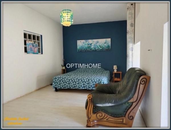 2 maisons en pierre + dépendances