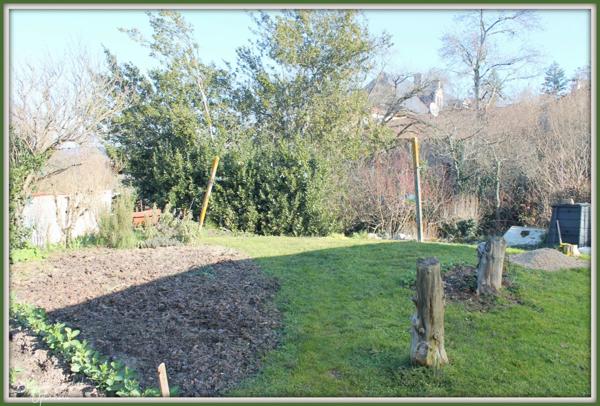 2 maisons en pierre + dépendances