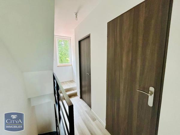 Maison à louer 4 pièces 70.02m² Merville (59660)