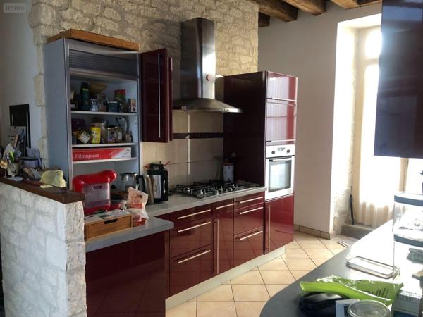 Maison de ville à vendre à Issoudun dans l'Indre (36100), ref : 11813/1513