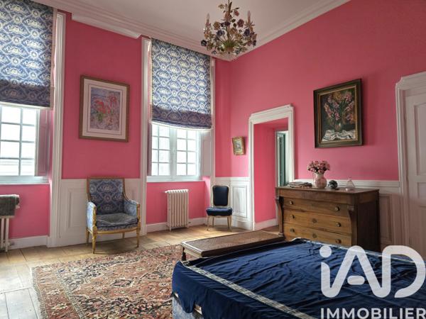 Maison à vendre 10 pièces 495 m² Angoulême