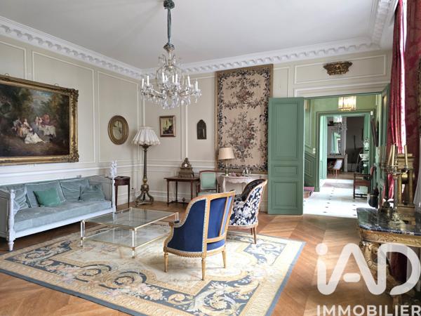 Maison à vendre 10 pièces 495 m² Angoulême