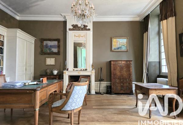 Maison à vendre 10 pièces 495 m² Angoulême