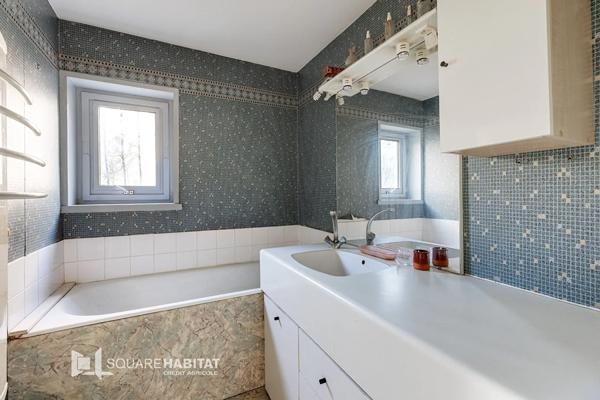 Maison à vendre 5 pièces 118m² Villeneuve-d'Ascq (59650)