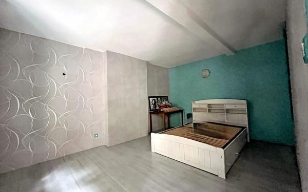 Maison à vendre    6 pièces •  Vienne