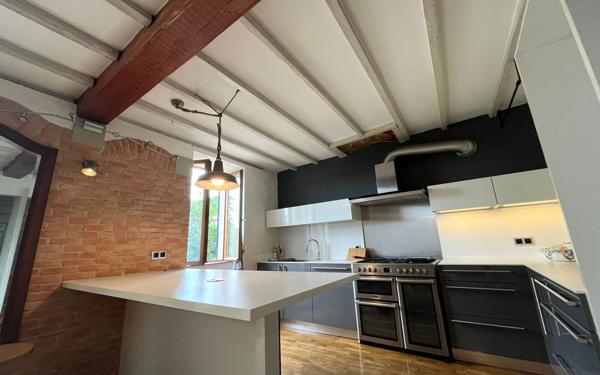 Maison à vendre    6 pièces •  Vienne