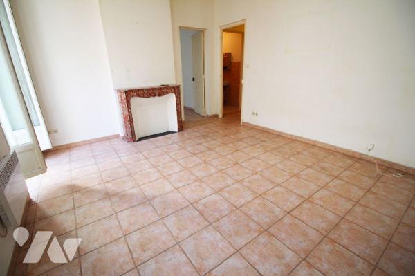 Appartement T2 de 44m2 (Carrez) avec balcon, en plein cœur du Camas (5e)