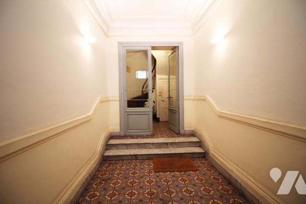 Appartement T2 de 44m2 (Carrez) avec balcon, en plein cœur du Camas (5e)