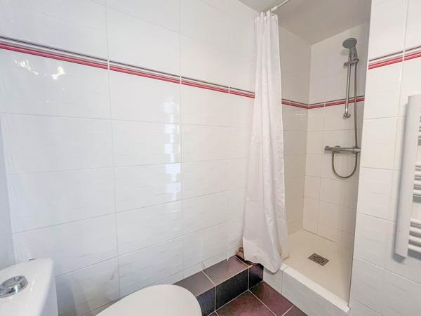 Appartement Les Sables d'Olonne 2 pièces 25 m² balcon cave proche Arago centre ville et plage