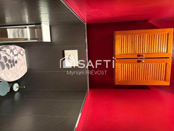 Maison de ville entièrement rénovée sur Issoudun.