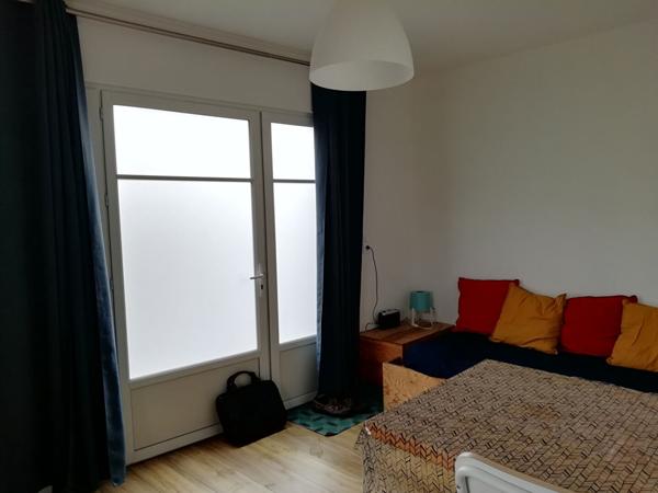 A vendre Immeuble de rapport 6 studios meublés Centre-ville Saint-Méen-le-Grand