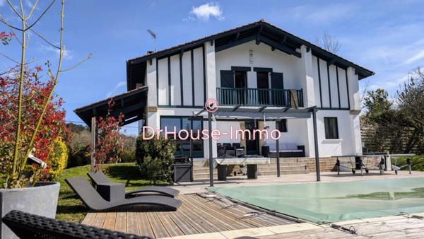 Maison à vendre 7 pièces de 226 m²