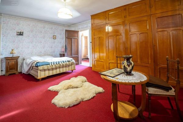 Maison de maître à vendre à Mouzon dans les Ardennes (08210), ref : 10305/1300