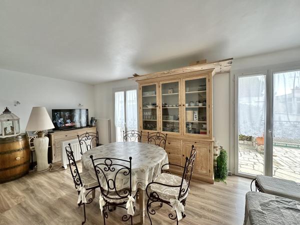 Maison 6 pièces - 140 m² Exclusivité efficity