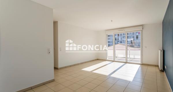À vendre Appartement 3 pièces 60.66 m² - Salon-de-provence 13300