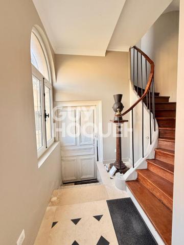 Maison de maître d'exception à vendre à Gilocourt, secteur Crépy en Valois