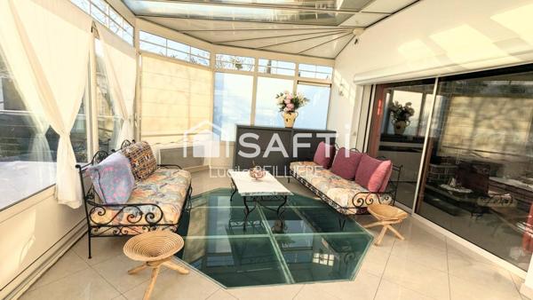 A Chelles (77500) Maison de 221 m²,  8 pièces  5 chambres  Terrain 700 m²