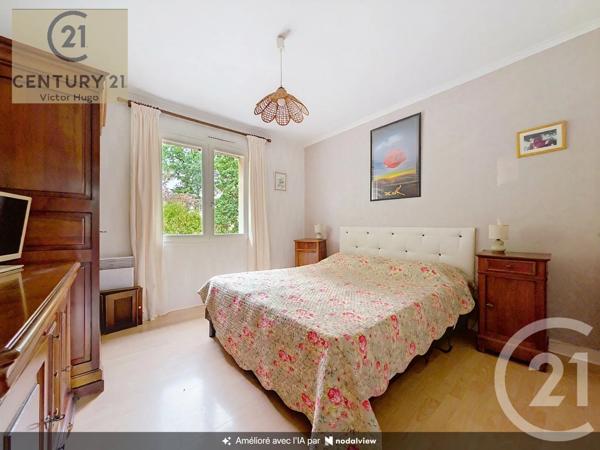 Maison à vendre  6 pièces - 166,42 m 2   VERNEUIL SUR VIENNE  - 87