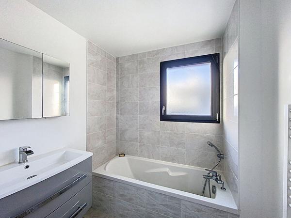 Maison Montreuil Juigne 6 pièce(s) 110 m2