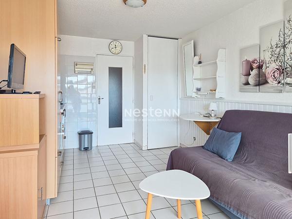 STUDIO 26M2 DANS RESIDENCE AVEC PISCINE A DEUX PAS DES PLAGES