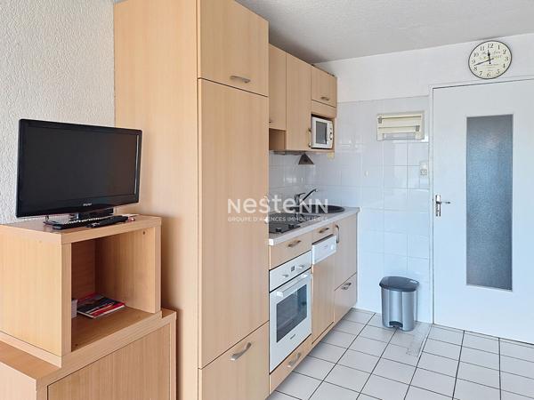 STUDIO 26M2 DANS RESIDENCE AVEC PISCINE A DEUX PAS DES PLAGES