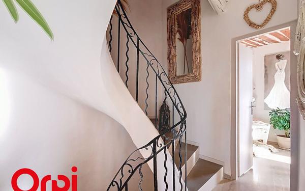 Appartement à vendre    3 pièces • 89 m2 La Cadière-d'Azur