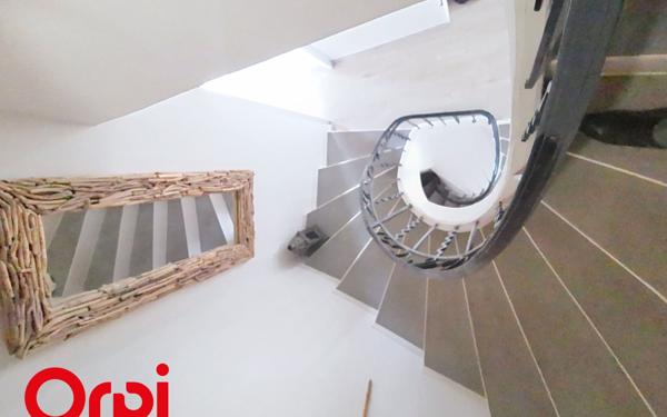 Appartement à vendre    3 pièces • 89 m2 La Cadière-d'Azur