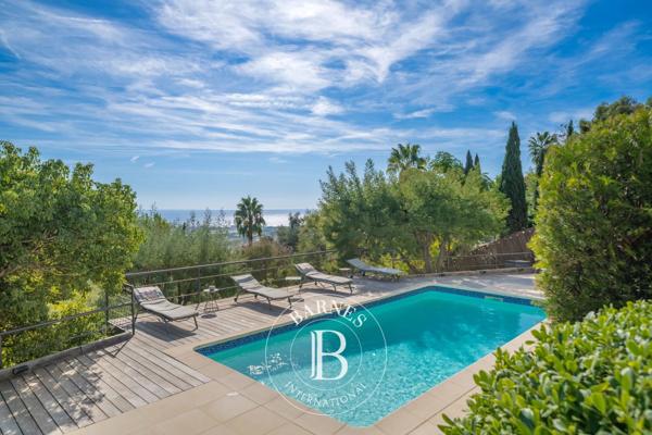 Mandelieu-la-Napoule, Villa 4 Chambres -  203 m² à vendre