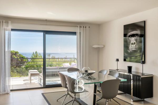 Mandelieu-la-Napoule, Villa 4 Chambres -  203 m² à vendre
