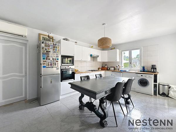 Villa Trets 5 pièce(s) 130 m2 plain pied + T3 60m2 - Magnifique coin piscine