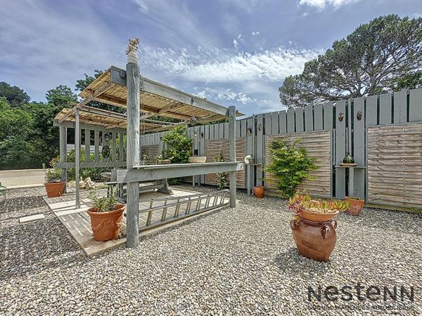 Villa Trets 5 pièce(s) 130 m2 plain pied + T3 60m2 - Magnifique coin piscine