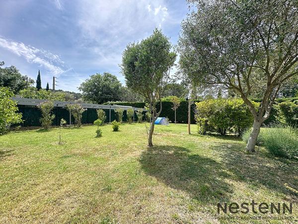 Villa Trets 5 pièce(s) 130 m2 plain pied + T3 60m2 - Magnifique coin piscine