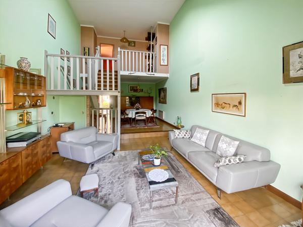 Superbe maison d'environ 110 m² avec jardin plein sud secteur recherché à Jouy-le-Moutier