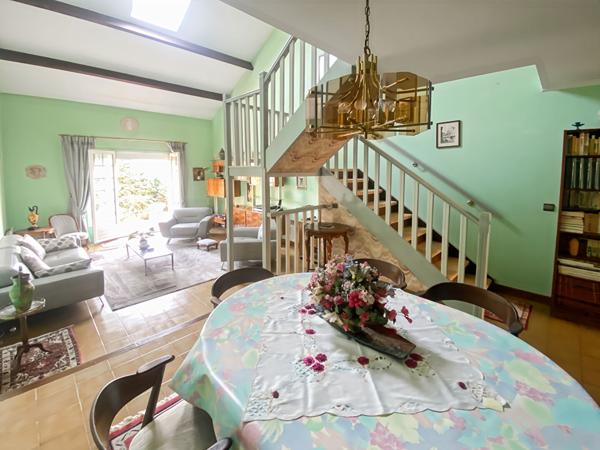 Superbe maison d'environ 110 m² avec jardin plein sud secteur recherché à Jouy-le-Moutier