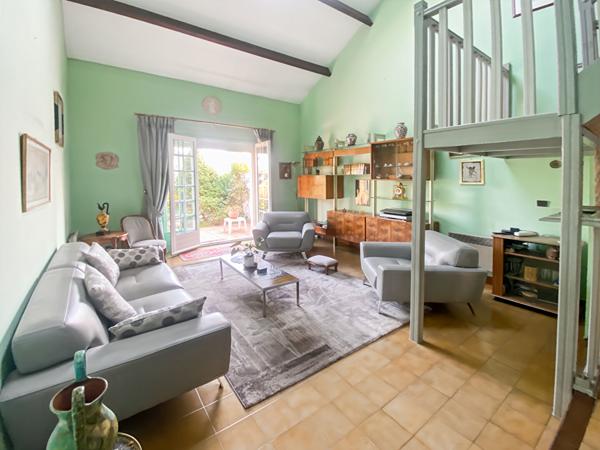 Superbe maison d'environ 110 m² avec jardin plein sud secteur recherché à Jouy-le-Moutier