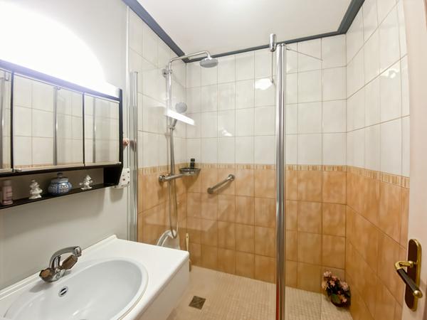 Superbe maison d'environ 110 m² avec jardin plein sud secteur recherché à Jouy-le-Moutier