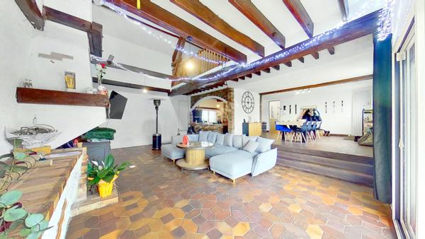 Maison Chaumont En Vexin 10 pièce(s) 270 m2