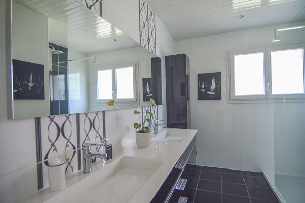 Maison Maison familiale 6 pièces 152 m² - Coup de coeur - Quartier recherché du Haillan ! 152 m²