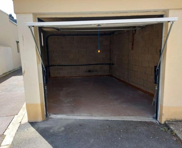 Garage proche centre Coty