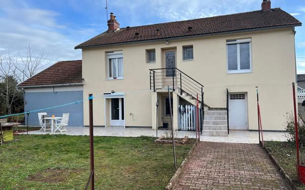 Maison à vendre    6 pièces •  Buxerolles