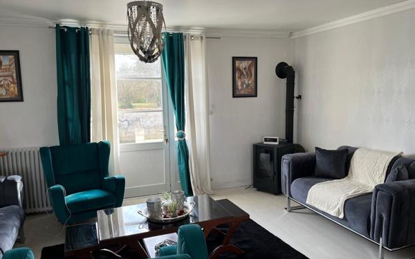 Maison à vendre    6 pièces •  Buxerolles