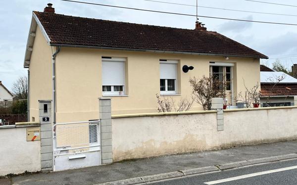 Maison à vendre    6 pièces •  Buxerolles