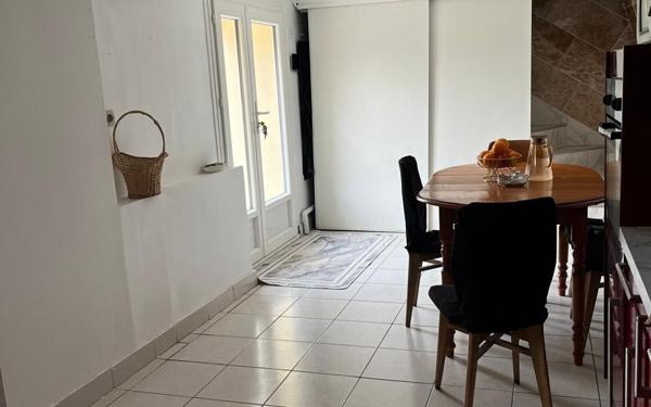 Maison à vendre    6 pièces •  Buxerolles