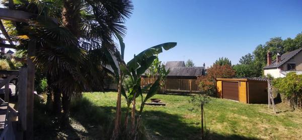 Vente                                                      Maison de village
                        
                     5 pièces                      115 m2                     à Aubigny-sur-Nère