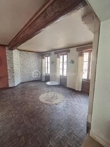 Maison de village de 260 m²