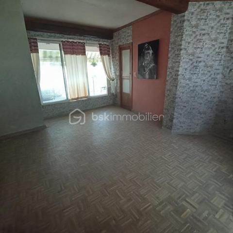 Maison de village de 260 m²