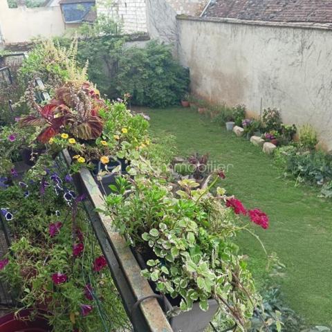 Maison de village de 260 m²