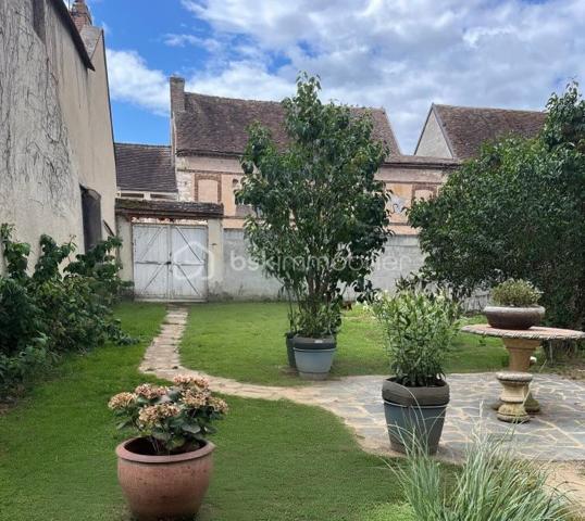 Maison de village de 260 m²