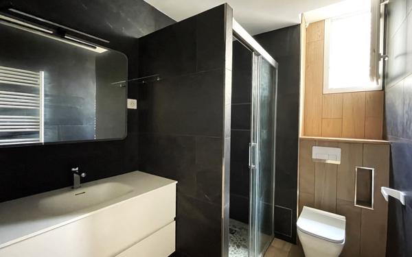 Appartement à louer    3 pièces • 53,30 m2 Paris 17